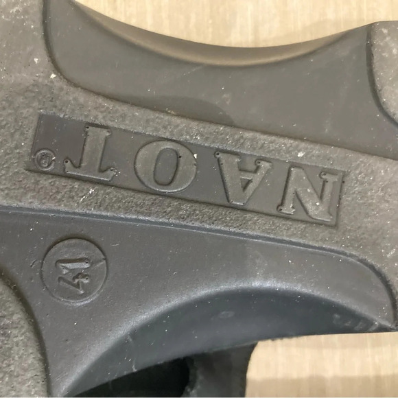 NAOT Sz 41  Leather Slip On Buckle Closure Sandals - Picture 11 of 11